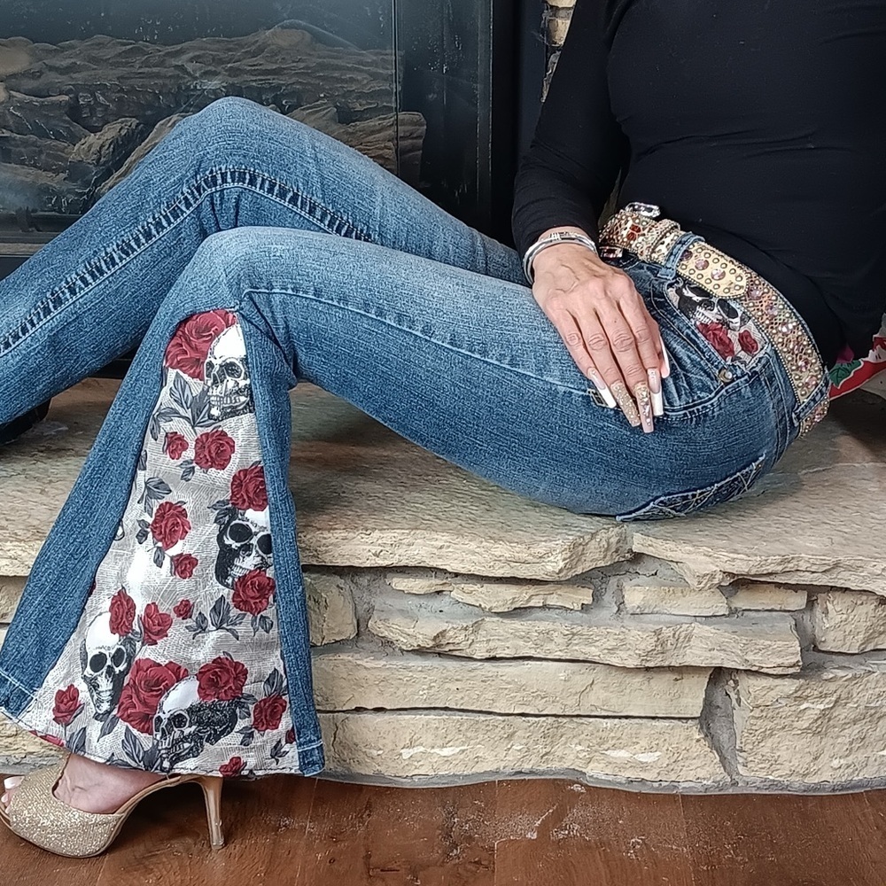 Upcycled, Wallflower Size 3 Flared Jeans Handmade Roses & Skulls Jeweled Lace - Picture 12 of 15